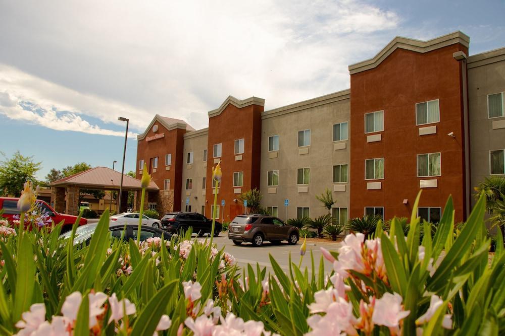 Comfort Suites Marysville-Yuba City Exterior photo